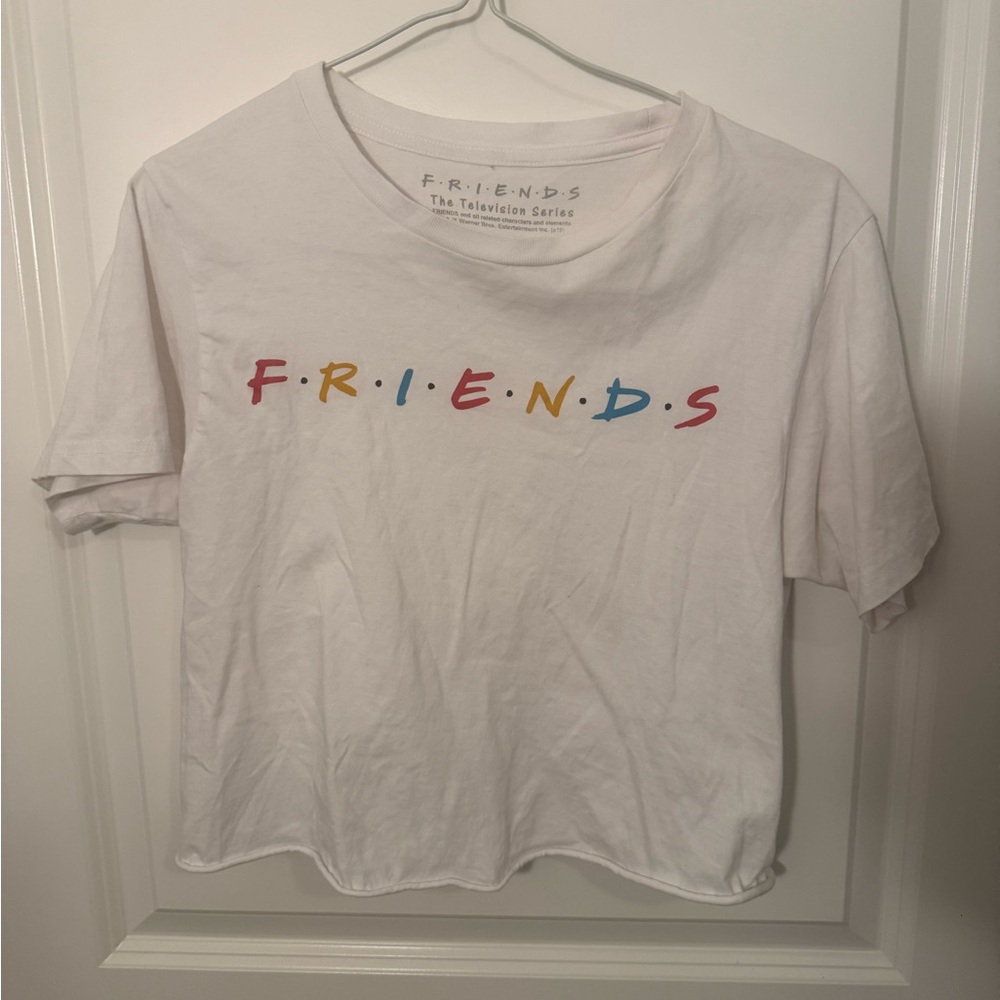 FRIENDS White Cropped T-Shirt